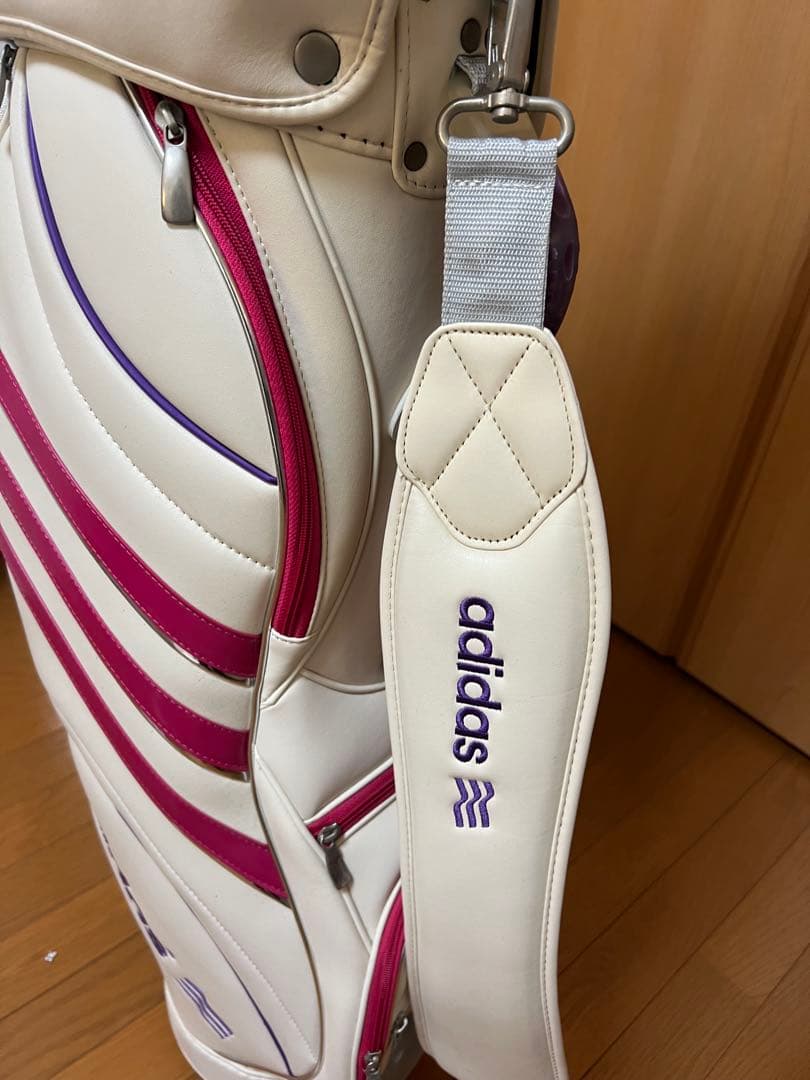 adidas ゴルフキャディバッグ ホワイト ピンク　クラブ