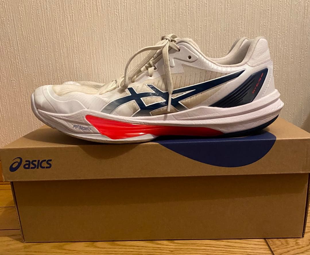 ASICS SKY ELITE FF3 ホワイトドラゴンフルーツ 29cm