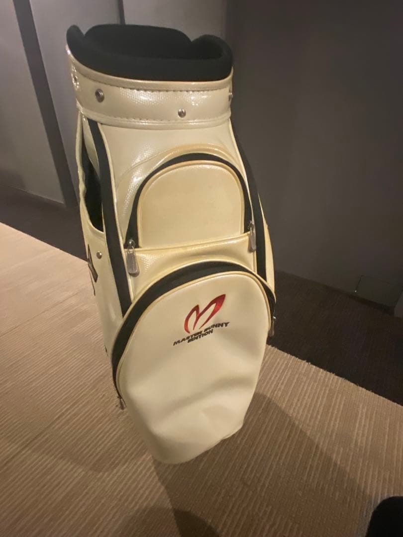 MASTER BUNNY EDITION キャディバッグ　マスターバニー