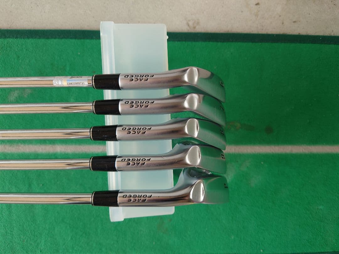 スリクソン　ZX4 Mk2　アイアンセット