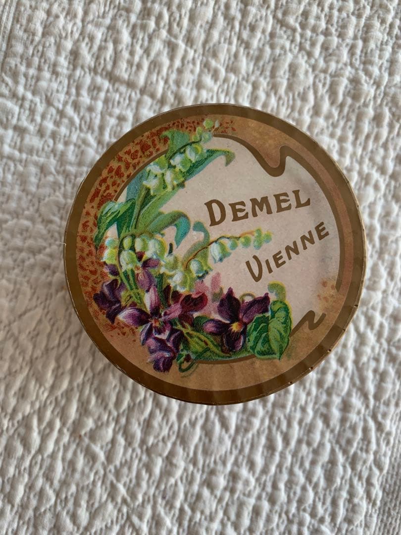 フランスアンティークスミレ布花＆DEMELスミレの砂糖漬70g未開封品set