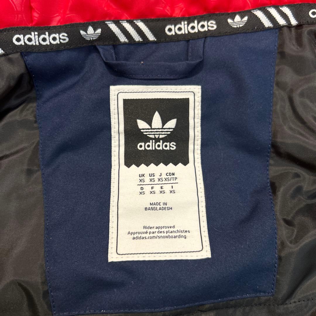 adidas フード付きアウターウェア