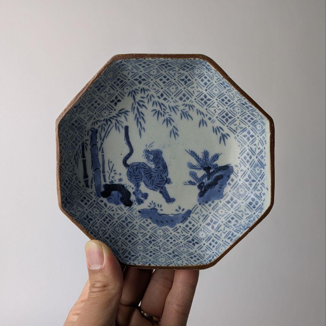 古伊万里 型紙摺 染付 竹虎文 八角皿 印判 肥前陶磁 伊万里焼 江戸時代
