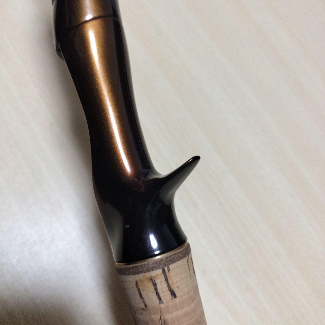 シマノ ワールドシャウラ青 1652R-2 バスロッド