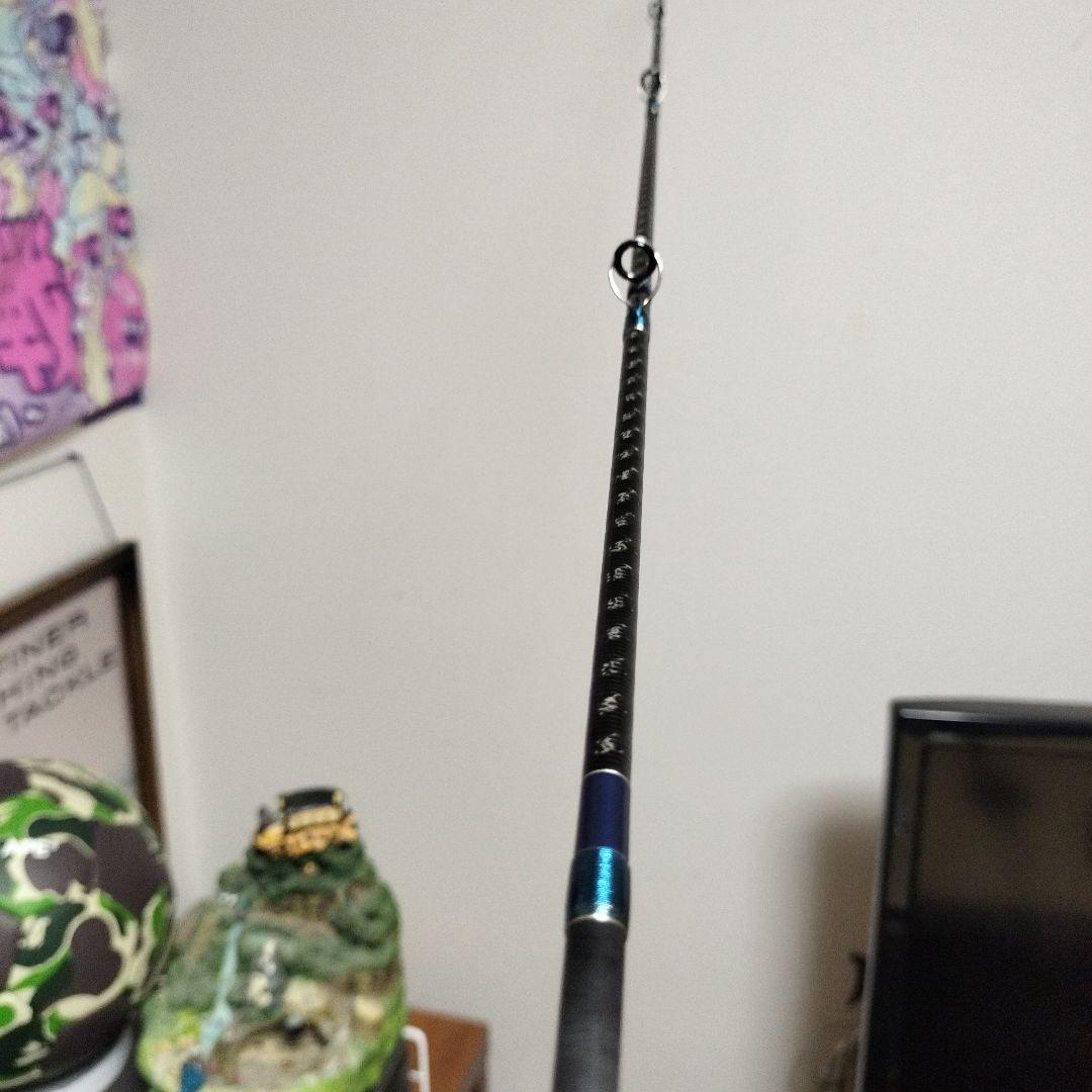 シマノ ワールドシャウラ青 1652R-2 バスロッド