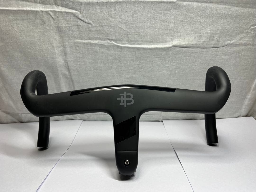 ブラックインク エアロ 一体型BarStem AB02 ハンドル幅 360mm