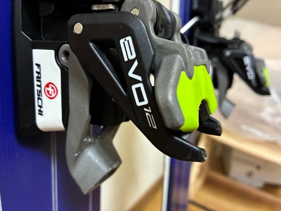 ARMADA ネイビー スキー板 バインディング付き　ビンディング