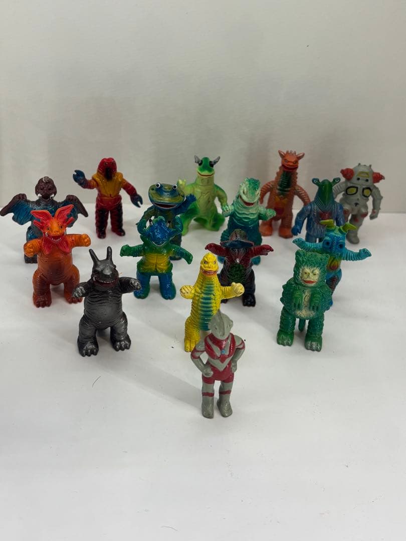 ウルトラマン 怪獣フィギュア 16体セット