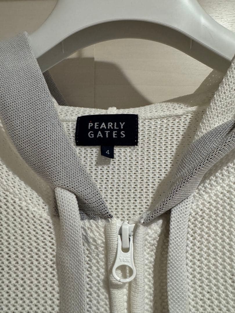 パーリーゲイツ パーカー　サイズ4