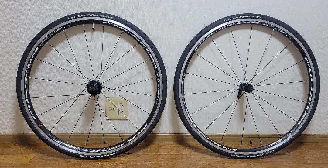 週末限定値引き【美品】FULCRUM レーシング7 700C クリンチャー