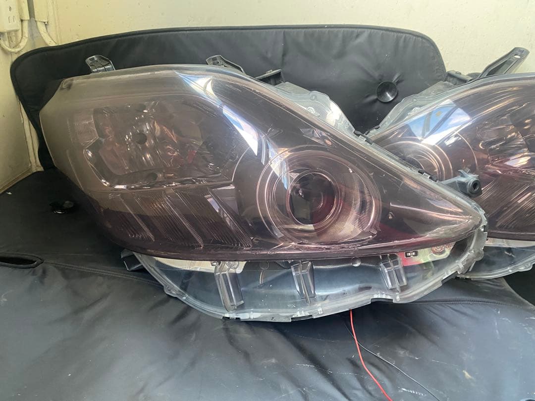トヨタ アルファード 20系 純正 HID ヘッドライト 左右セット