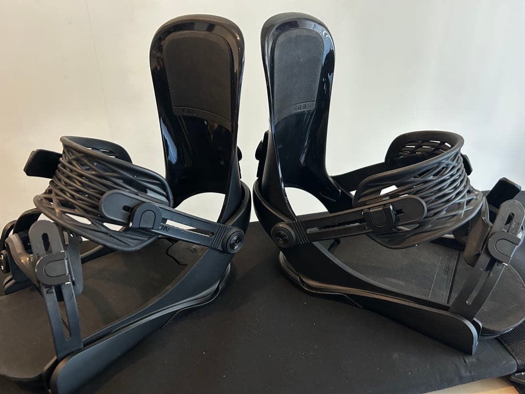 サロモン　24/25 edb 美品　sサイズ