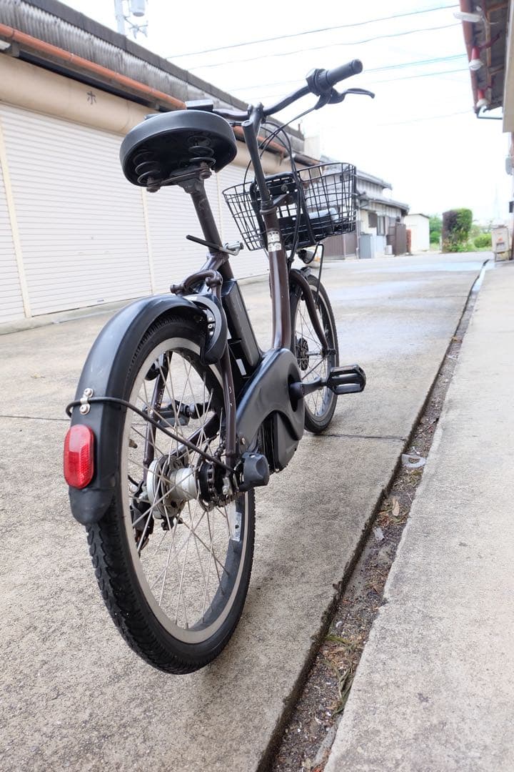 う*ー様 ブリヂストン アシスタユニプレミア 8.7AH 20インチ