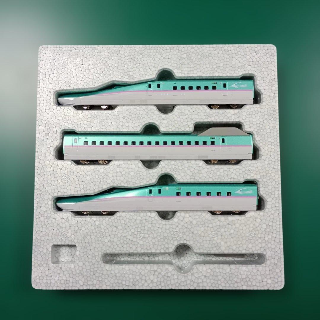 KATO　E5系新幹線　はやぶさ　基本+増結セット