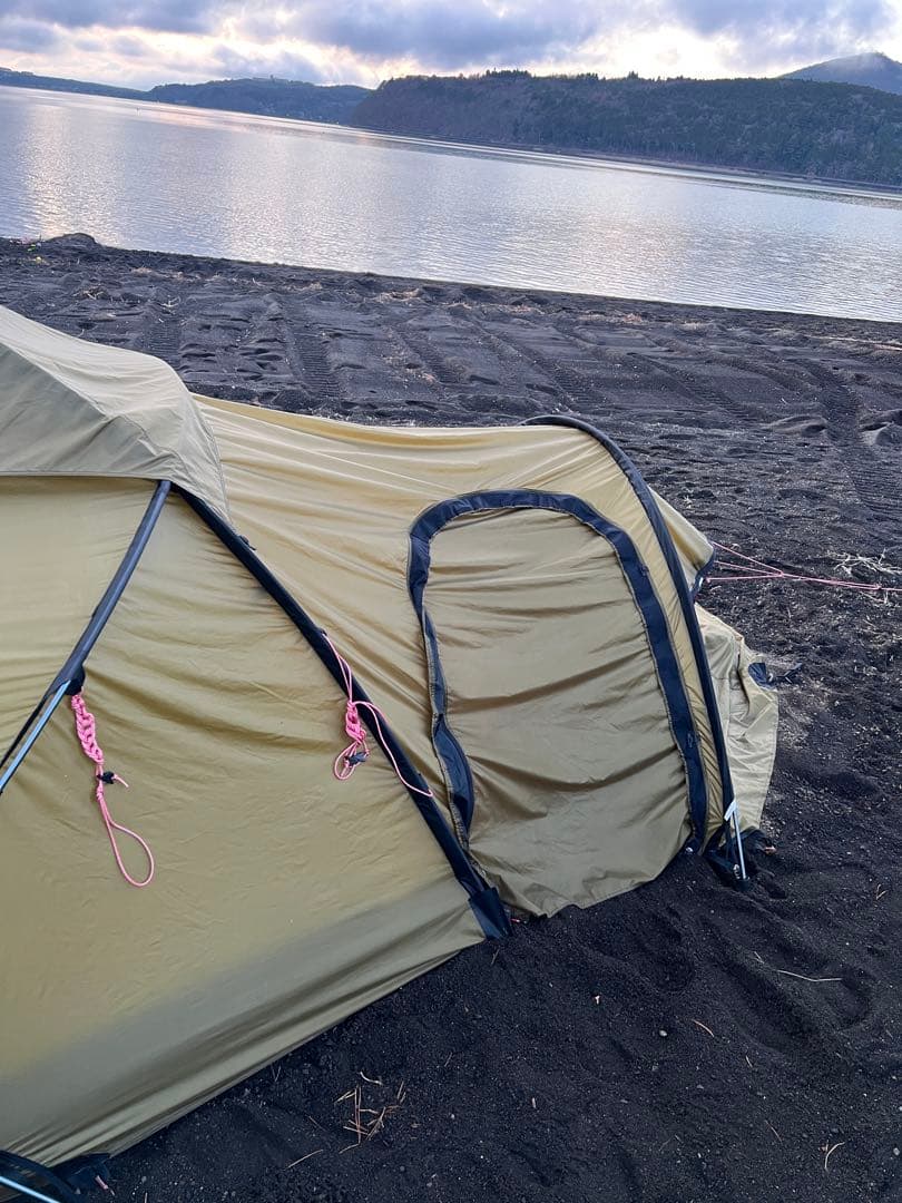 ヒルバーグ サイタリス グランドシート・ポールホルダー付き