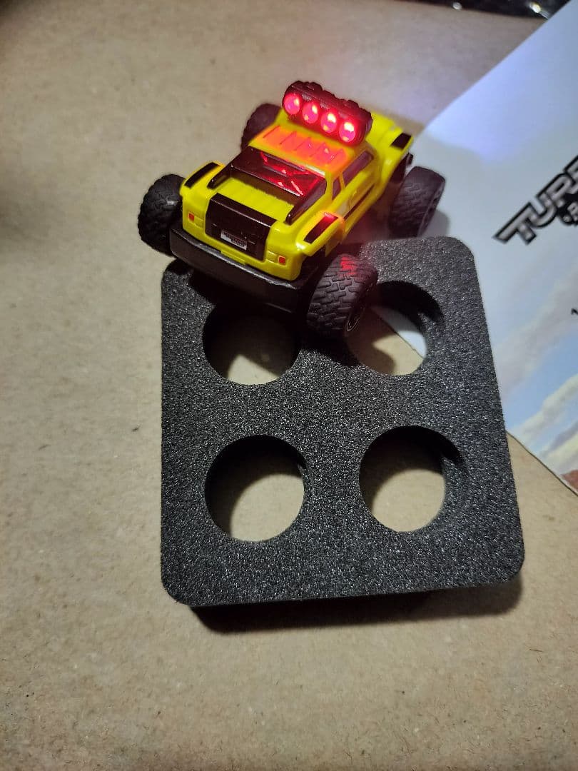 b*n様 TURBO RACING バギー　オマケ付き