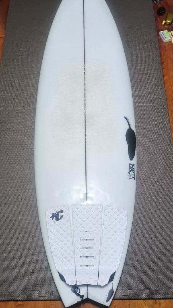 送料込！チリサーフボード5.11