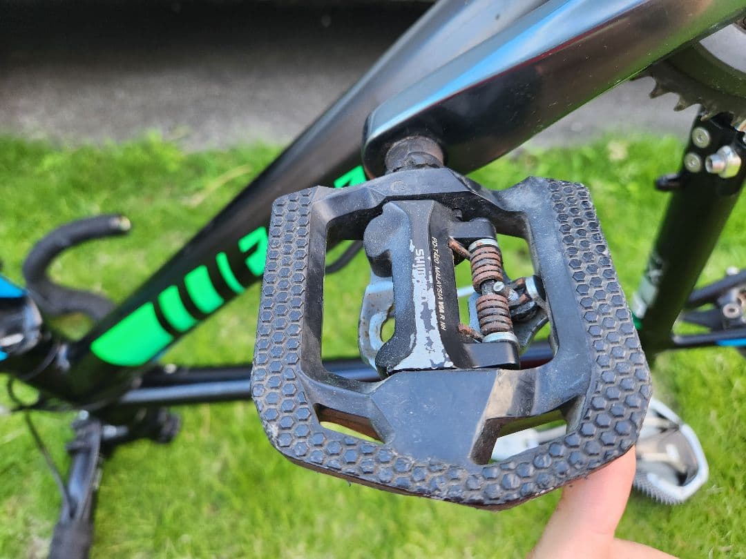 自転車本体 GIANT Contend SL2