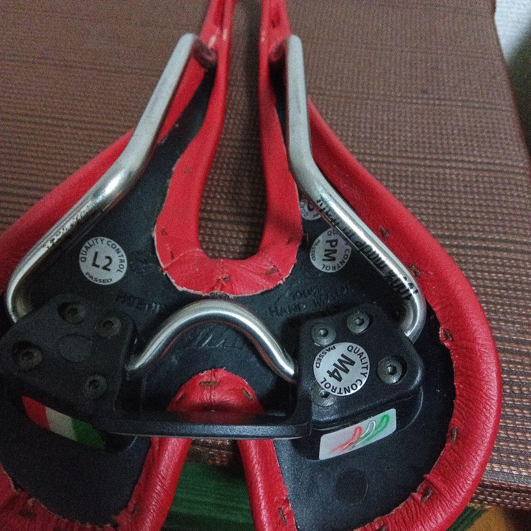 Selle SMP Dynamico サドル レッド