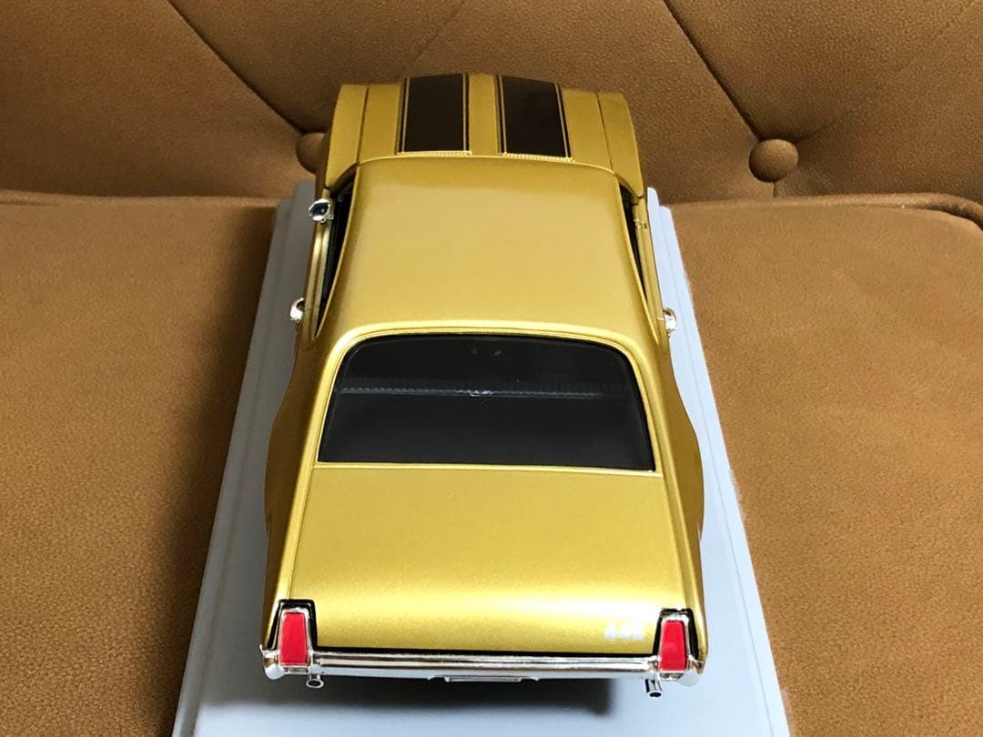 1/18 ERTL 1969 OLDSMOBILE 4-4-2 W30 アメ車