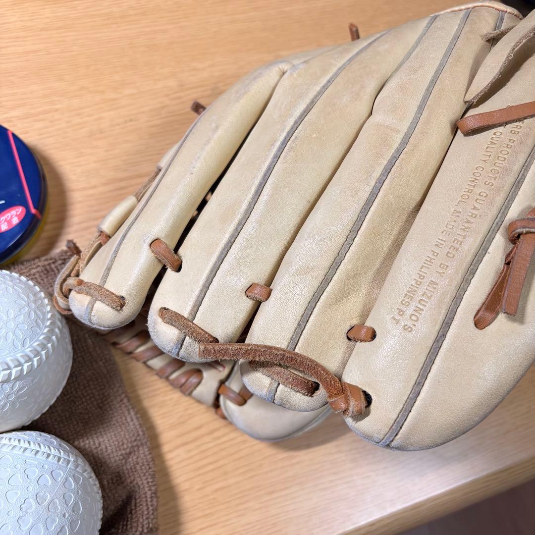 【美品❗️・上位モデル】MIZUNO 少年用 本革グローブ純正ケア用品完備　高品質