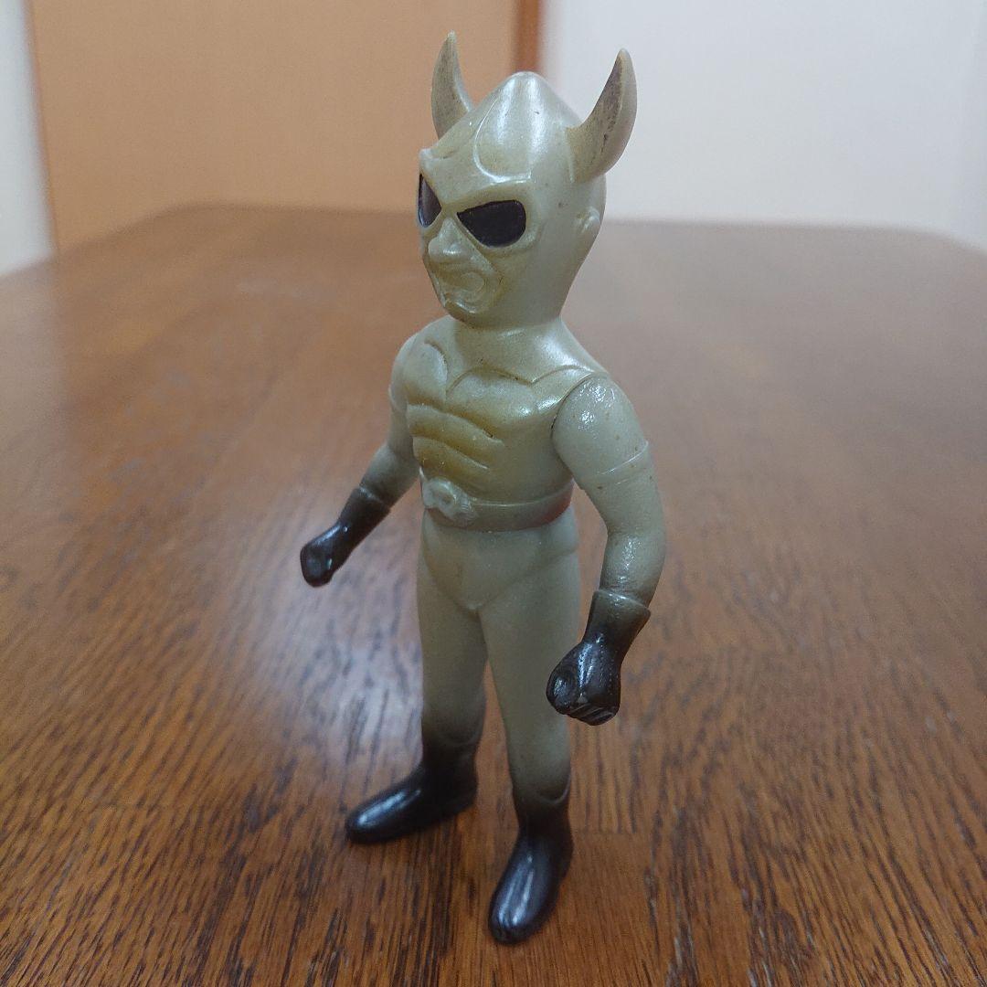 ブルマァク/黒仮面 ソフビ