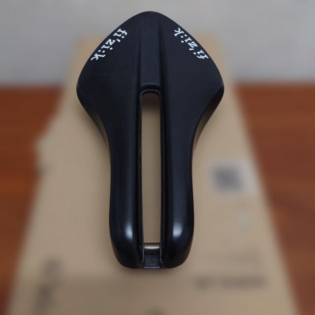 フィジークfizi:k AERIS LD R3　kiumレール サドル