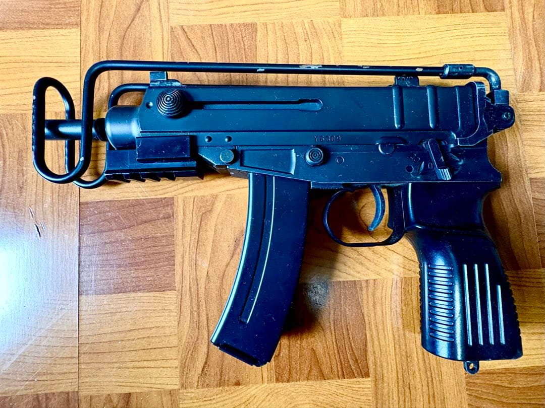 東京マルイSCORPION 61 電動ガン