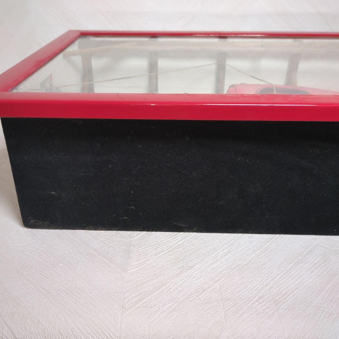 パトリック　リシャール　ガレージ　模型　フェラーリ