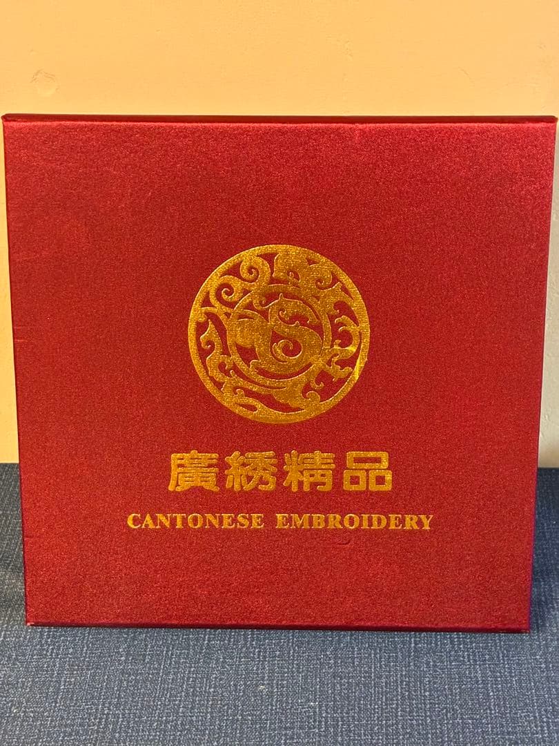 【極美品】中国四大刺繍 広東刺繍（広州工美）パンダ 額装 出品証書・箱付き