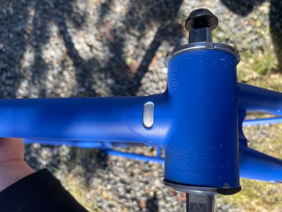 njs ピストフレーム