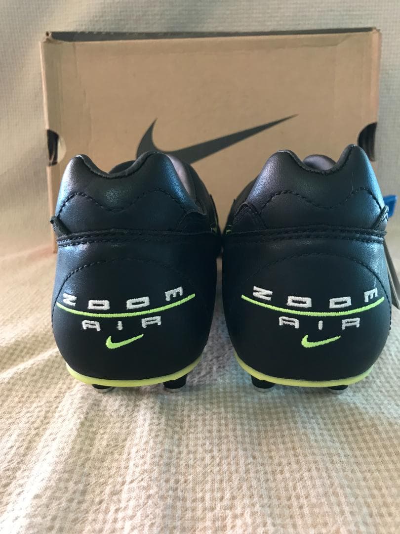 NIKE　97エアリオズーム　25.0cm箱付き未使用品