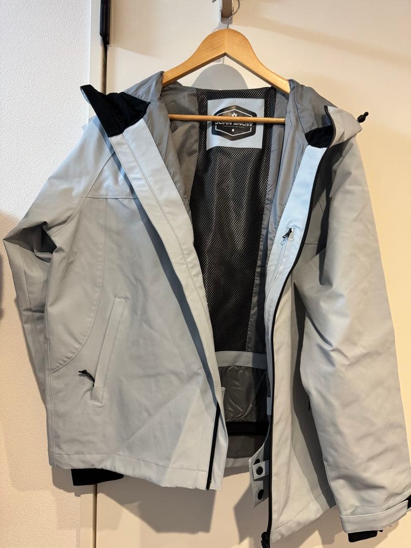 ブルースノーボードウェア