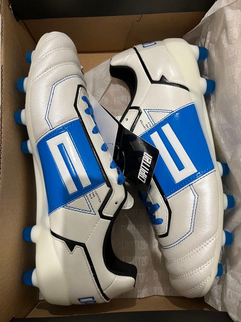 サッカースパイク トップモデル CAPITTEN ONE PRO 26.5cm