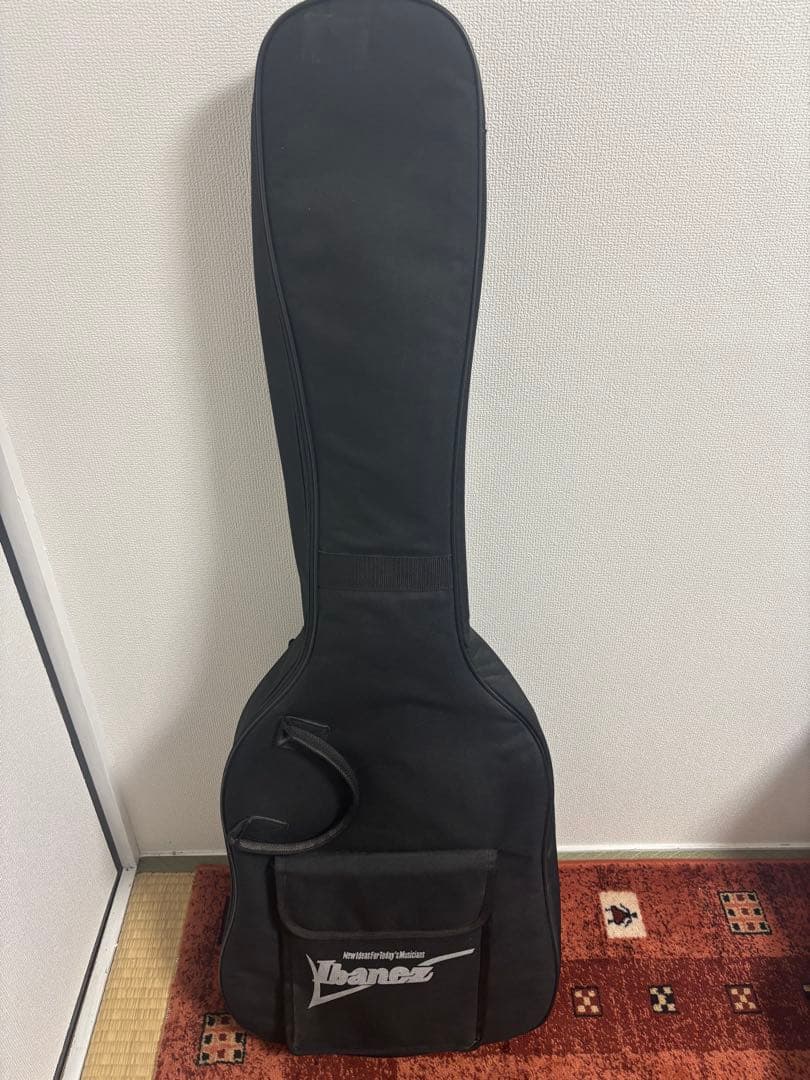 IBANEZ GSR305 5弦ベース