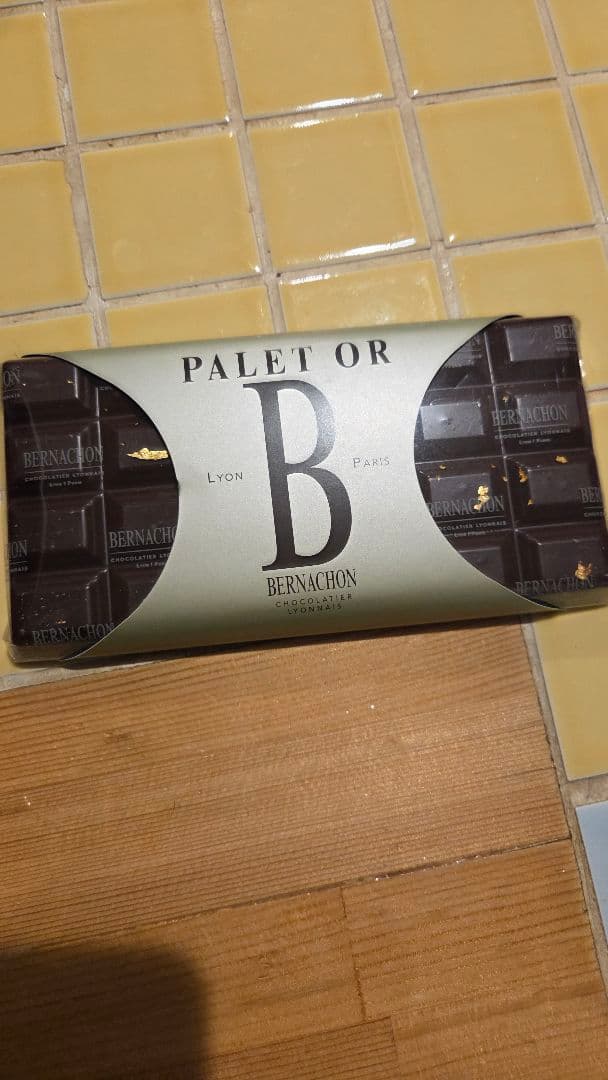 BERNACHON ベルナシオン　パレドール　ダークチョコ　金箔入　カカオ55％