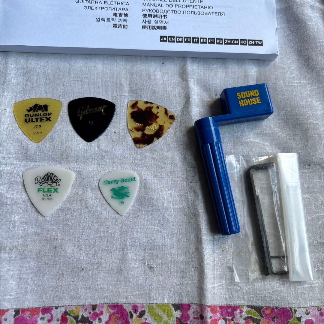 ヤマハ　 エレキギターPACIFICAシリーズPAC120H ソフトケース付