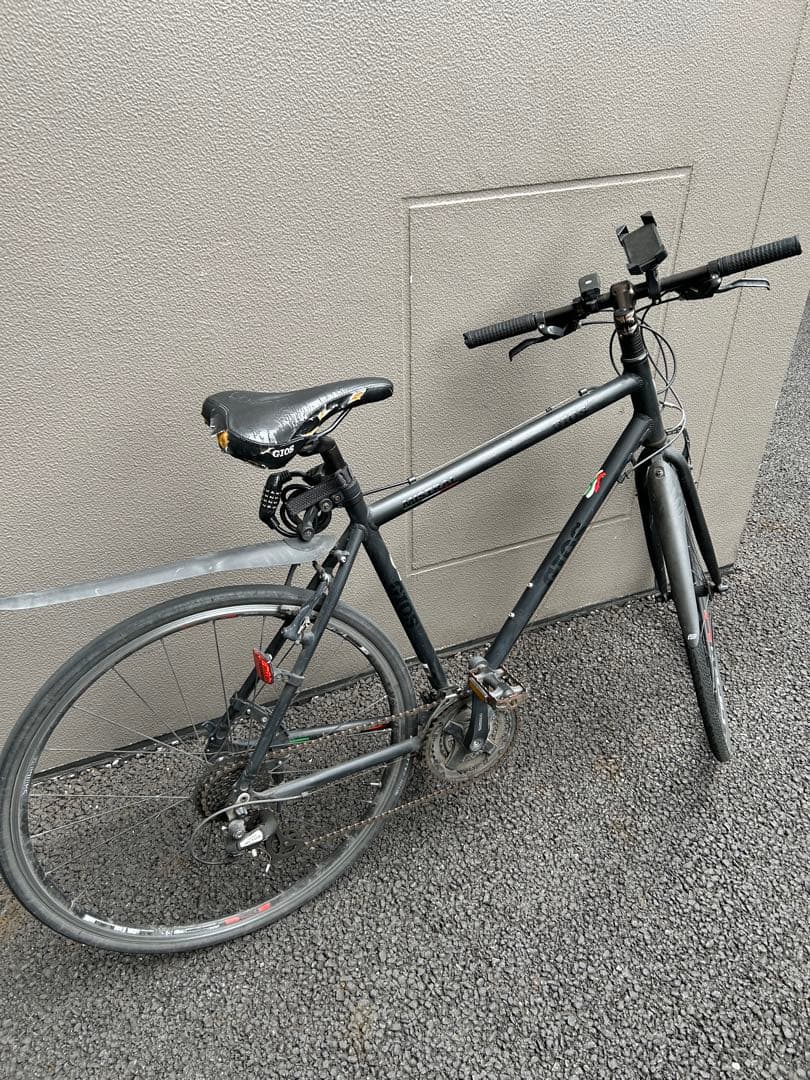 ブータンGIOS MISTRAL ジオスミストラル　クロスバイク