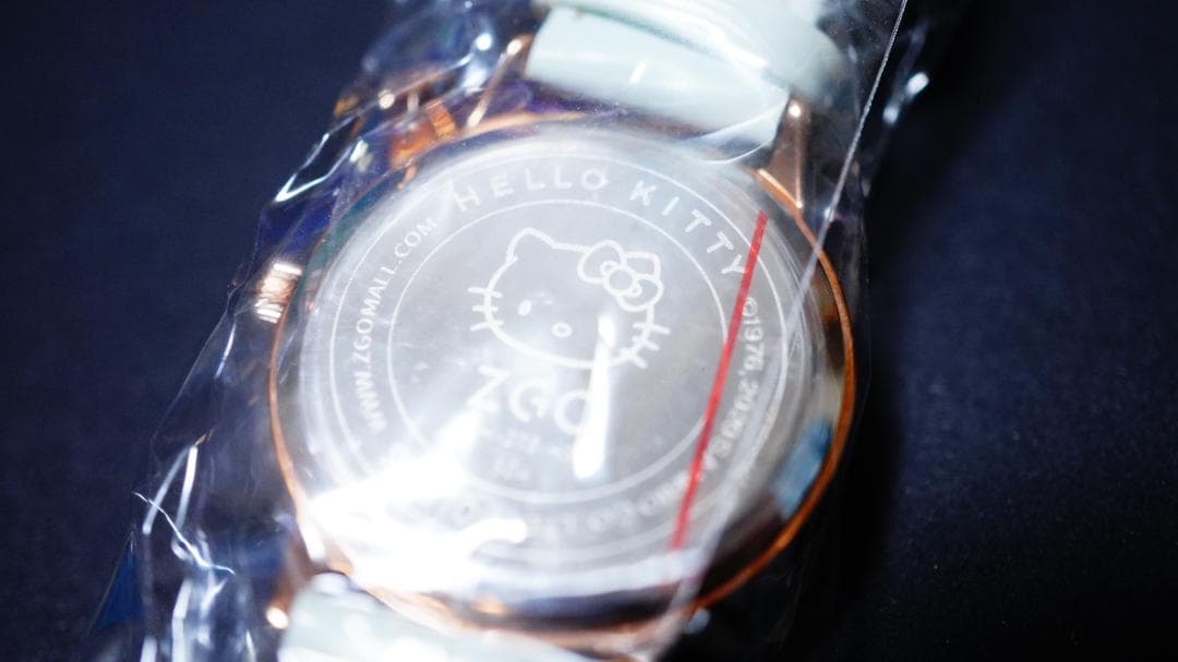 キティちゃん リボン クリスタル サンリオ 腕時計 限定 海外 コラボ