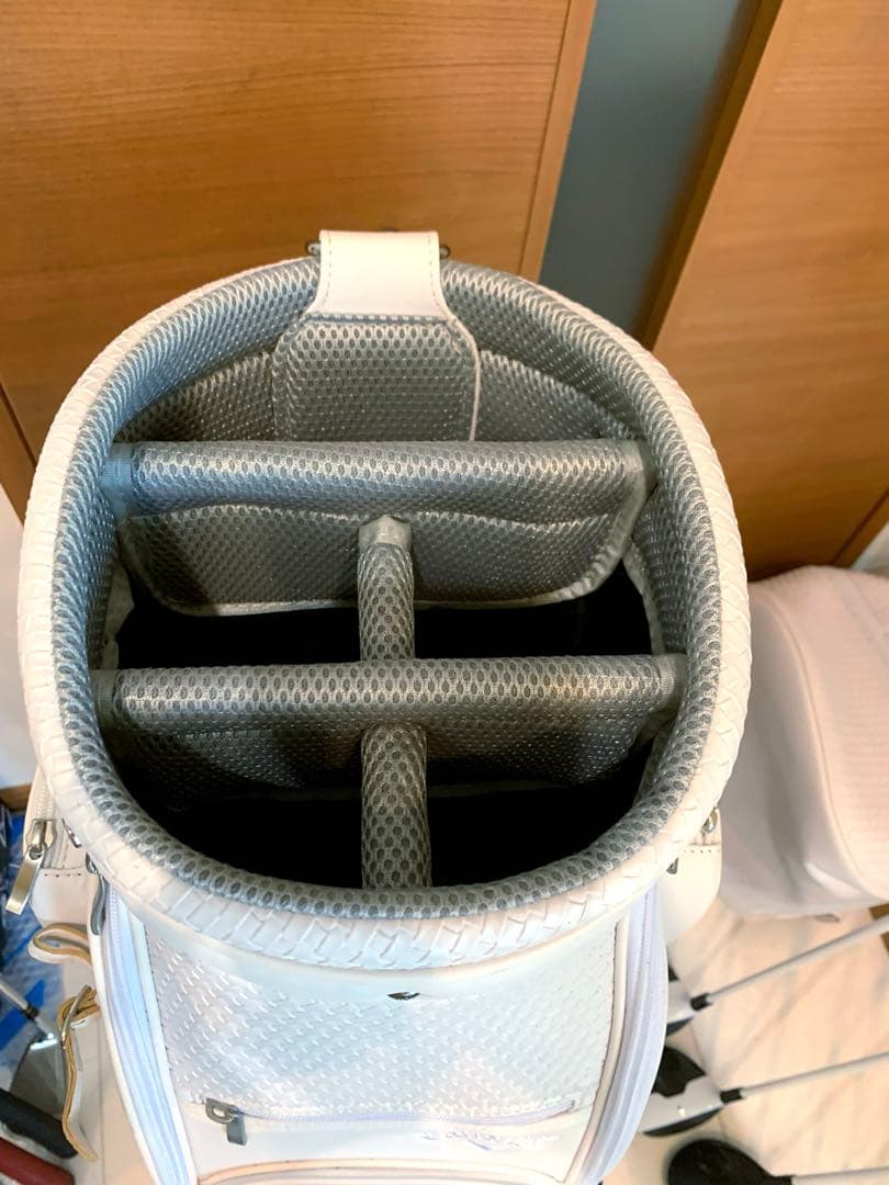 ほぼ新品未使用　テーラーメイド　M2 レディースゴルフクラブ フルセット　優しい