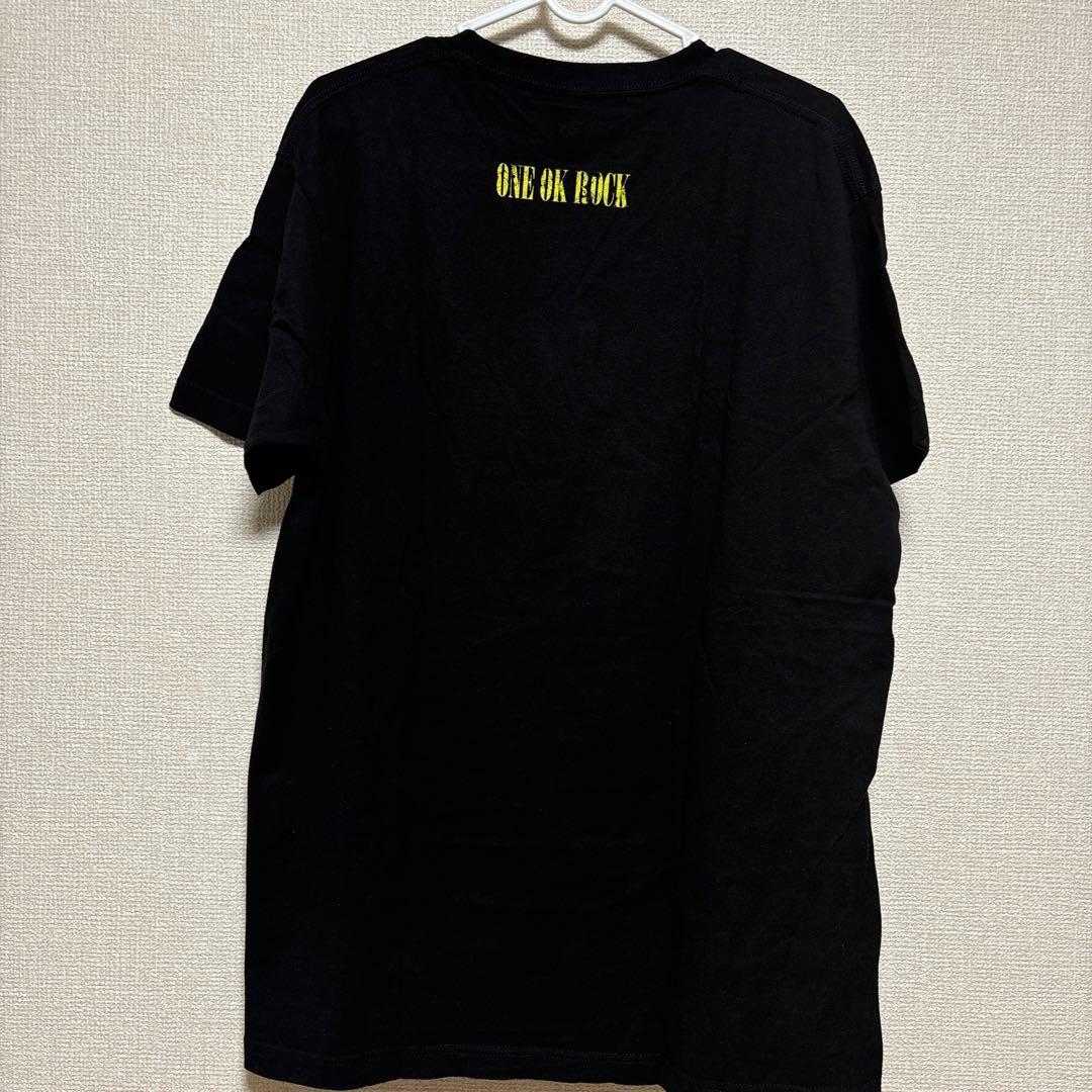 【希少品】ONE OK ROCK AMBITIONS 海外限定Tシャツ　Lサイズ