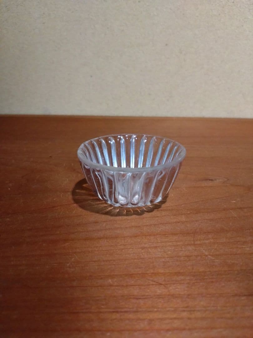 江戸ガラス 型吹き 菊形盃 猪口