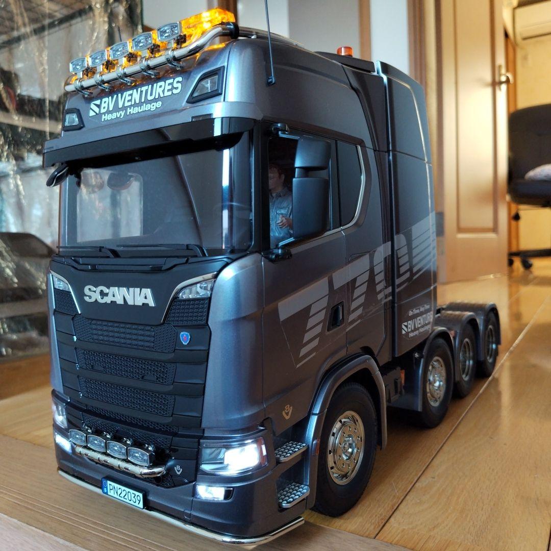 タミヤ　スカニア770S 8×4×4 ガンメタ