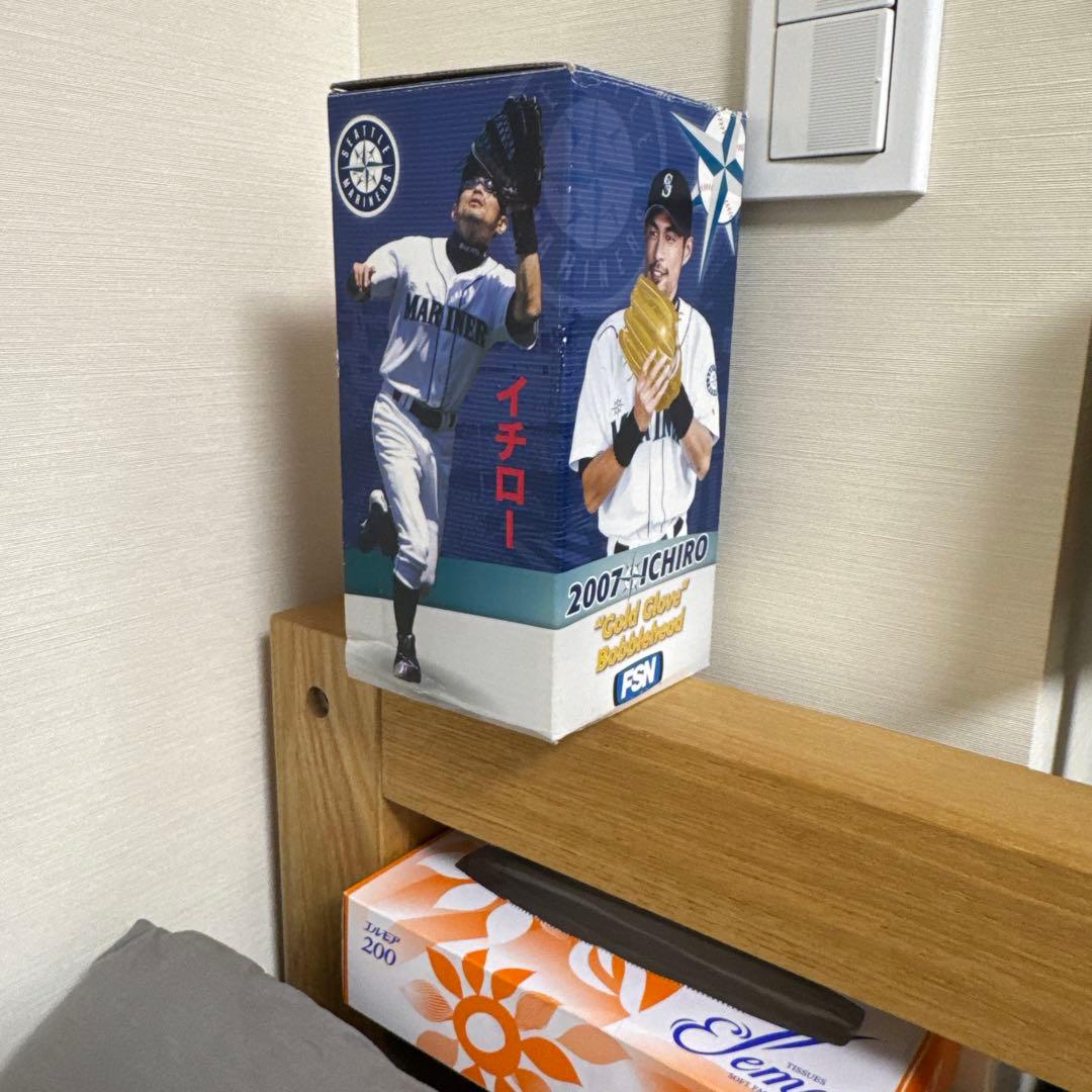 【チケット半券付】イチロー 2007 ゴールドグラブ ボブルヘッド FSN 箱付