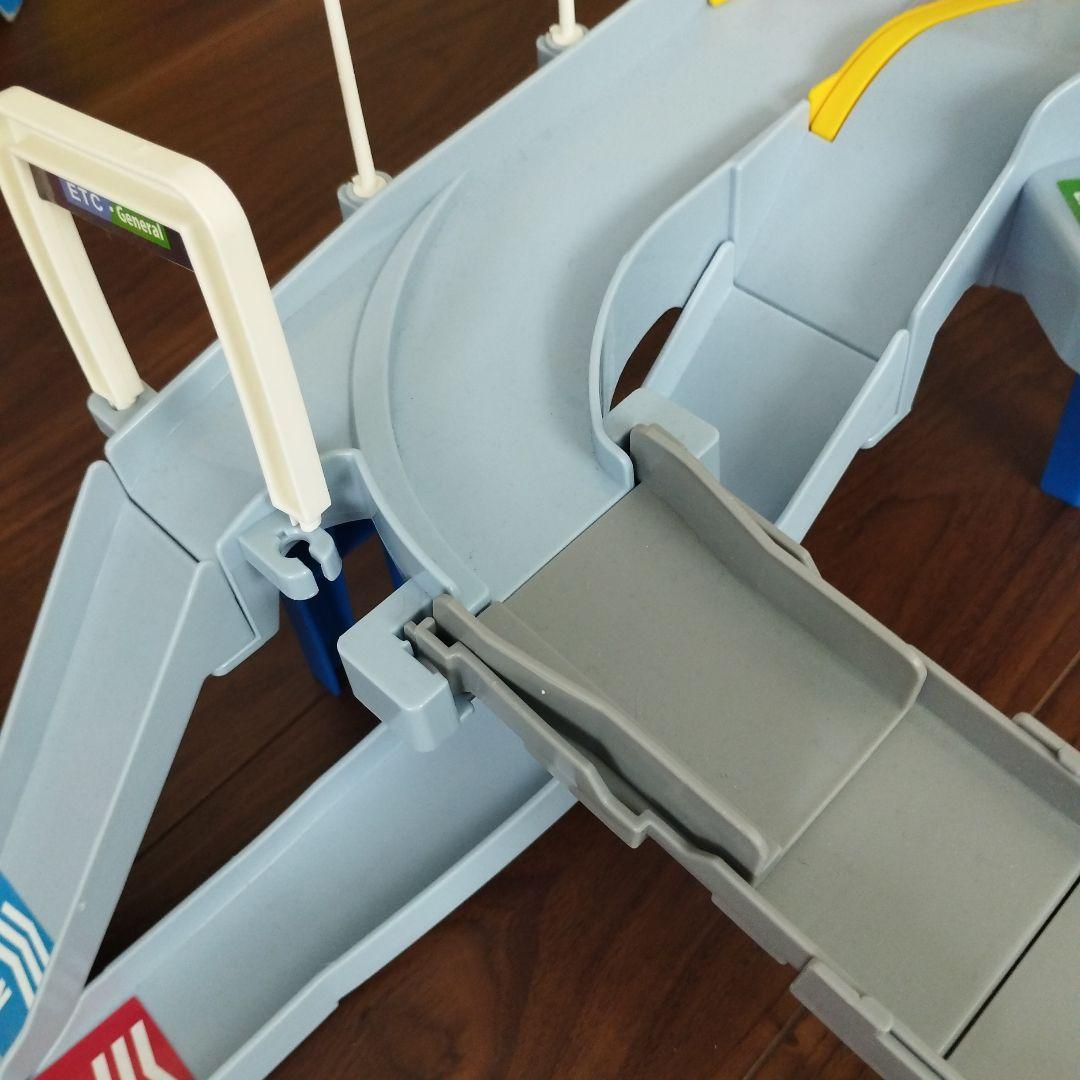 コースがのび〜る！2WAYにぎやか高速どうろ　ツインコースやまみちドライブ