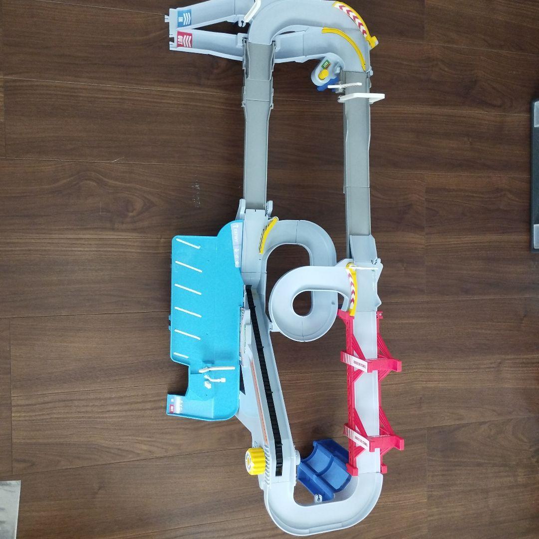 コースがのび〜る！2WAYにぎやか高速どうろ　ツインコースやまみちドライブ