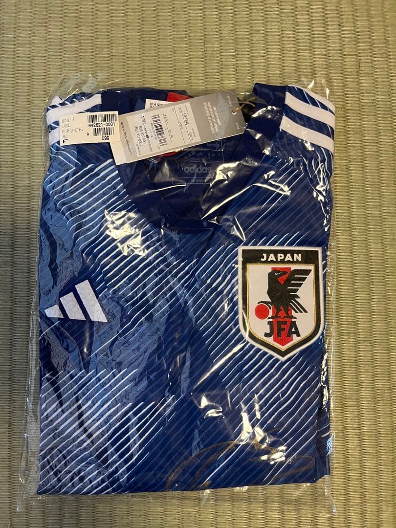 長友佑都サイン入りユニフォーム