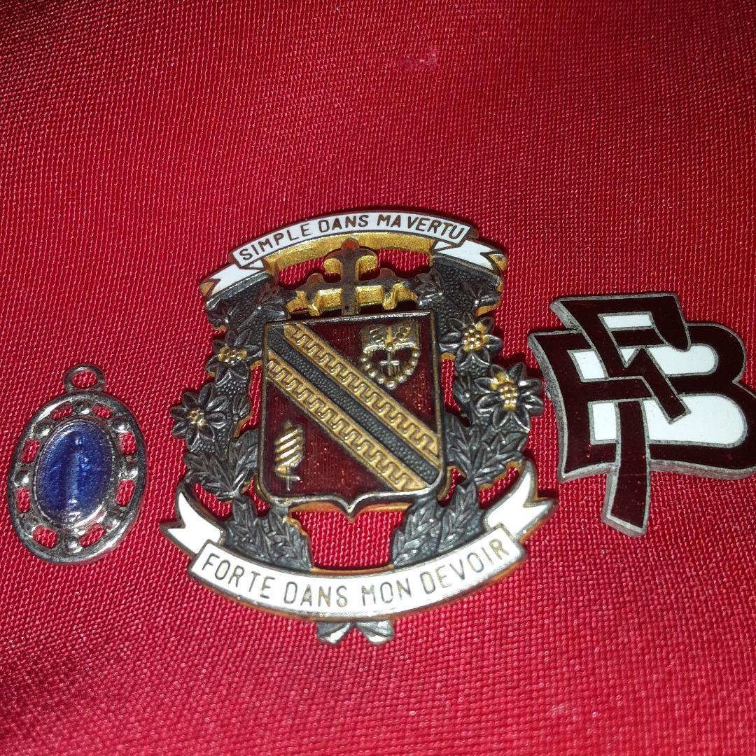 福岡雙葉校章、その他2つ