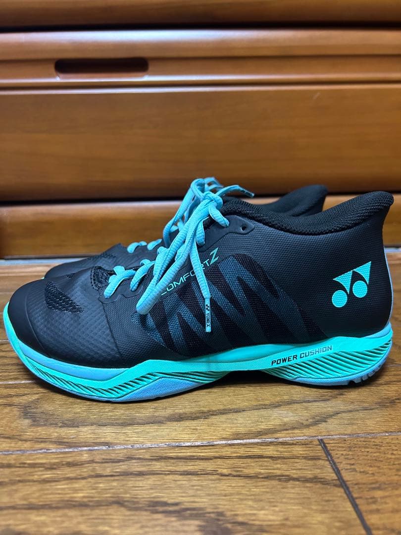 YONEX COMFORT Z バドミントンシューズ ブラック/ミント