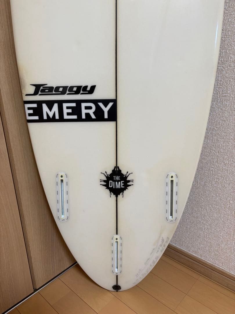 EMERY Jaggy ショートボード